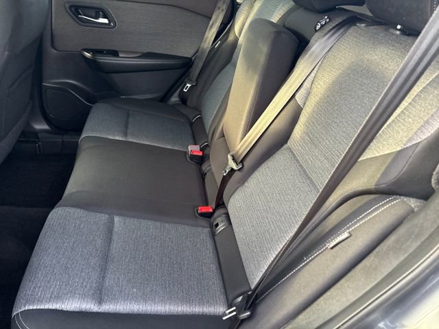 Certified 2022 Nissan Rogue SV image 10