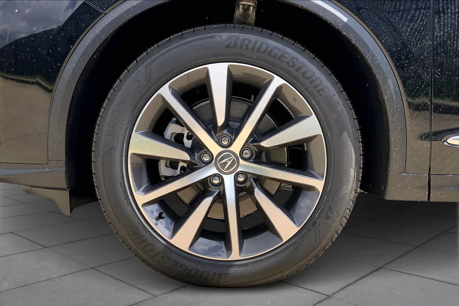 New 2026 Acura MDX w/ Technology Package FWD image 12