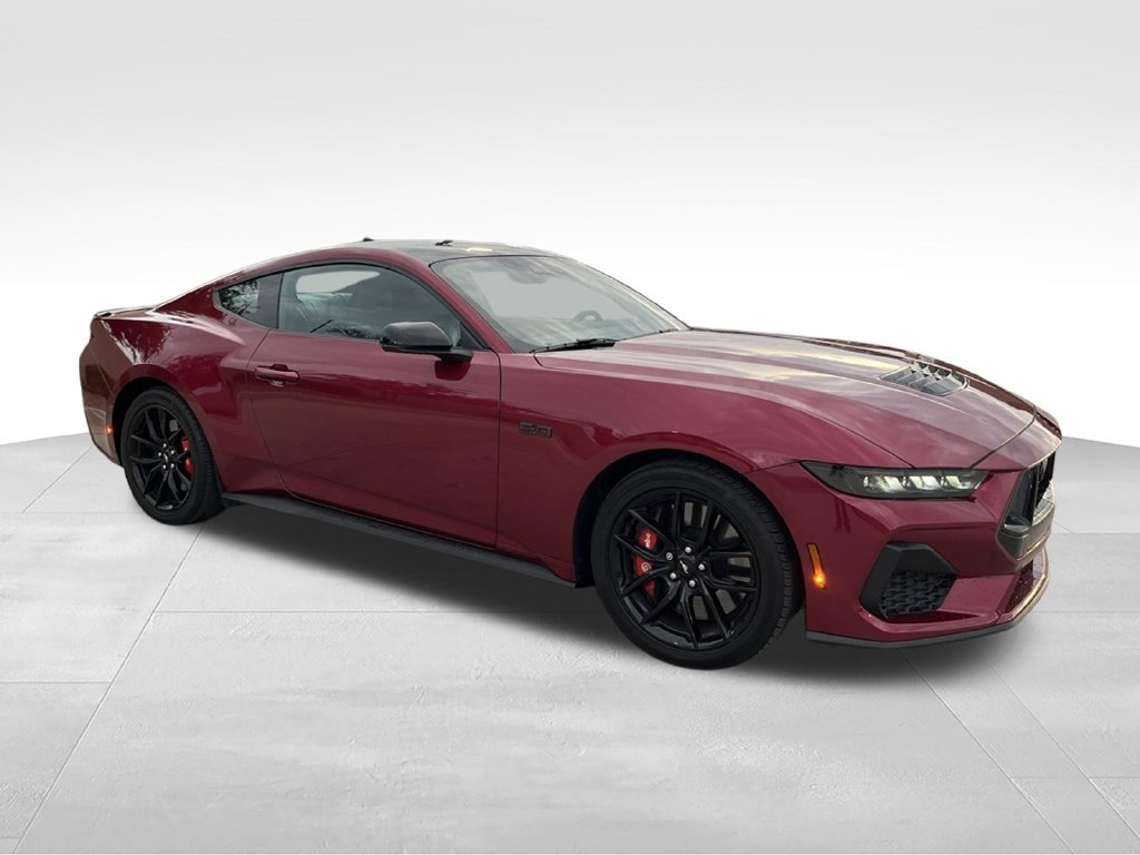 Used 2025 Ford Mustang GT Premium RWD image 5