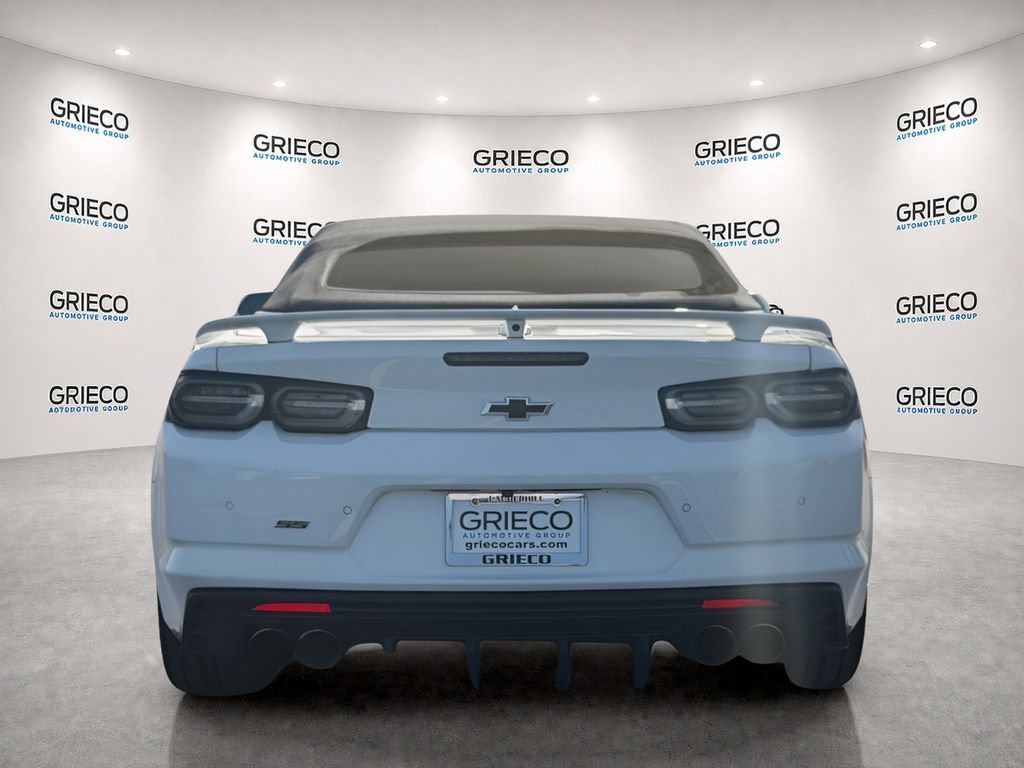 Used 2021 Chevrolet Camaro SS RWD image 6