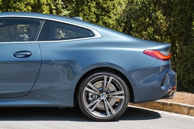 Used 2024 BMW 430i Coupe w/ Convenience Package RWD image 11