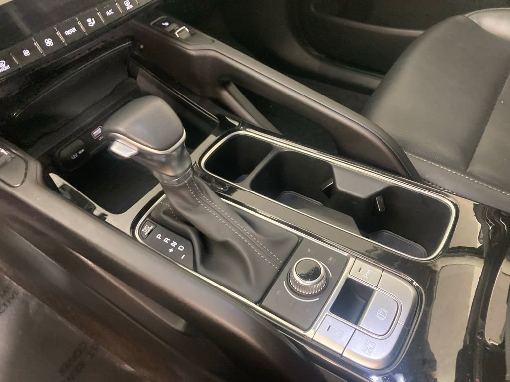 Certified 2025 Kia Telluride S image 9