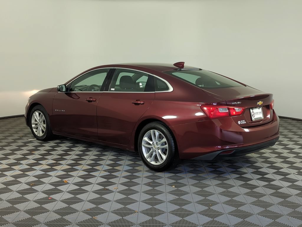 Used 2016 Chevrolet Malibu LT FWD image 4