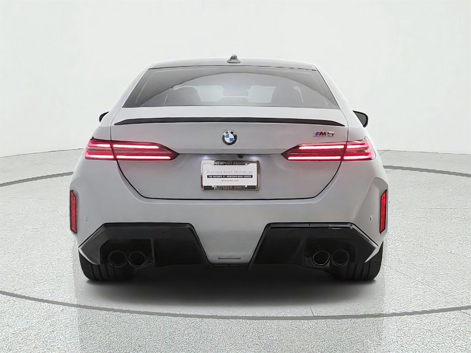 Used 2025 BMW M5 w/ Carbon Package AWD/4WD image 6