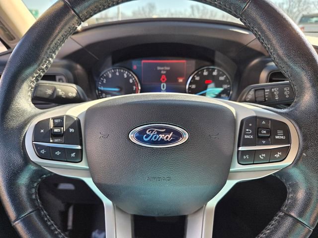 Used 2021 Ford Explorer XLT image 22