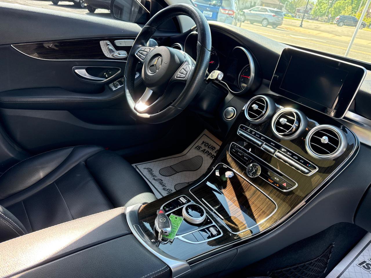 Used 2017 Mercedes-Benz C 300 4MATIC Sedan image 10