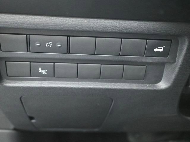 Used 2024 Mitsubishi Outlander SEL FWD image 20