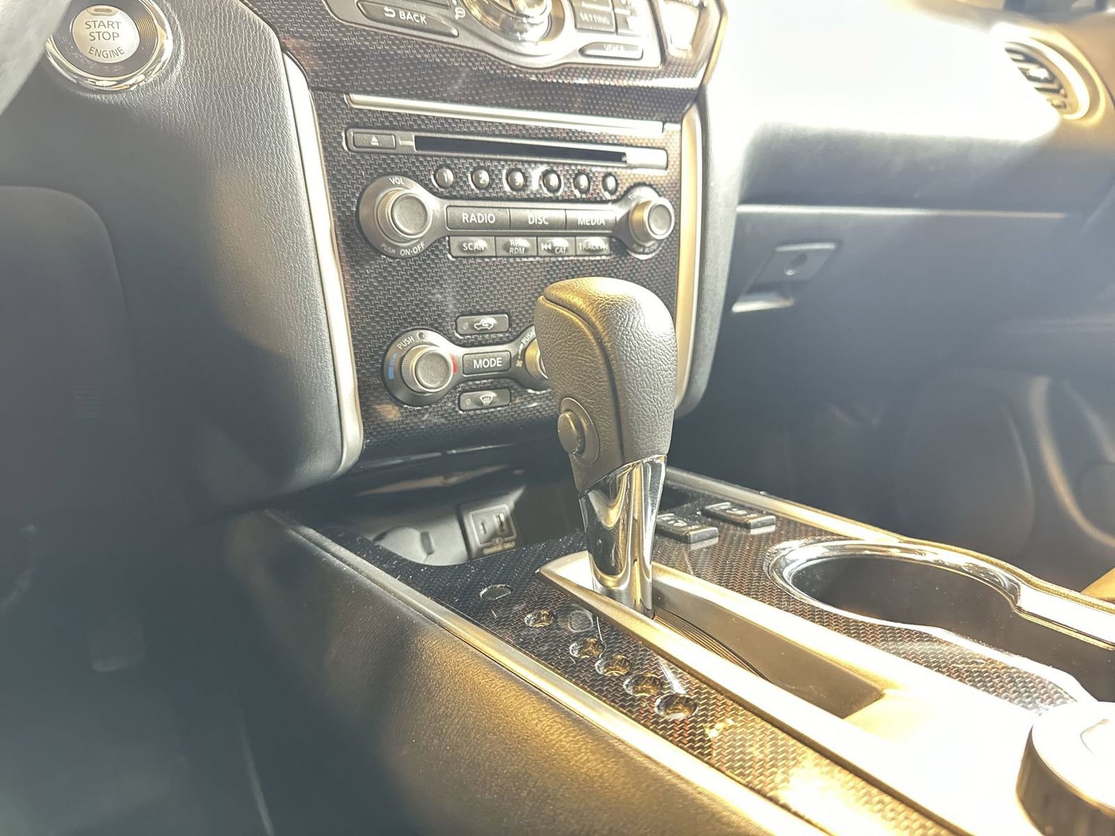 Used 2020 Nissan Pathfinder SL image 18