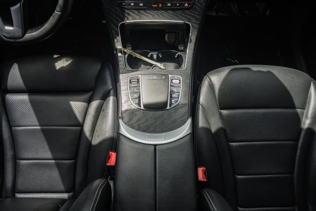 Used 2022 Mercedes-Benz GLC 300 4MATIC w/ Premium Package Lite image 25