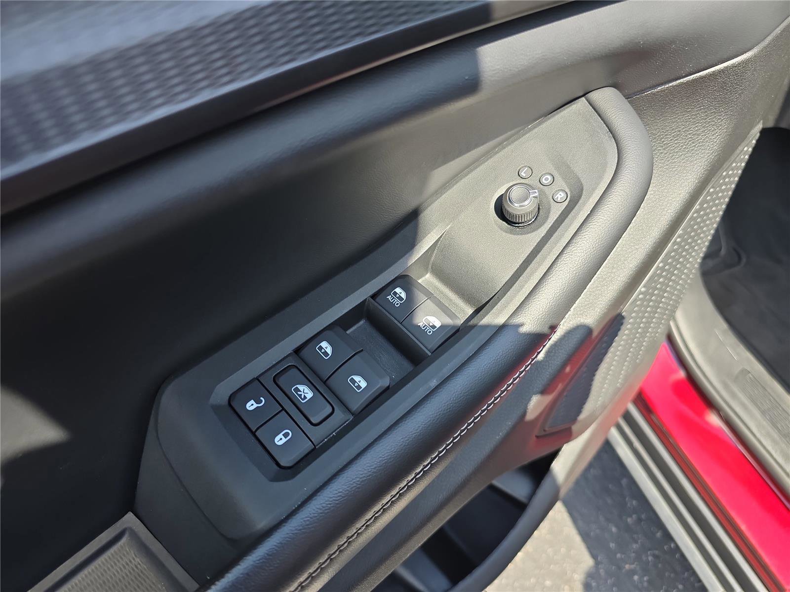 Used 2023 Jeep Grand Cherokee Altitude image 19