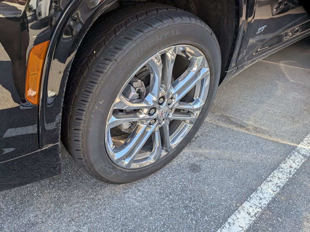 Certified 2025 Buick Enclave Sport Touring FWD image 3