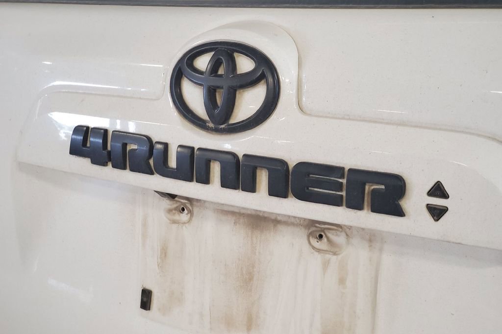 Used 2020 Toyota 4Runner SR5 Premium AWD/4WD image 7