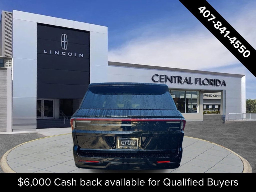 New 2026 Lincoln Navigator Reserve AWD/4WD image 4