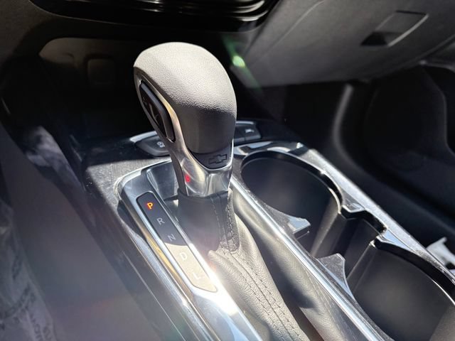 Used 2025 Chevrolet Trax LT FWD image 21