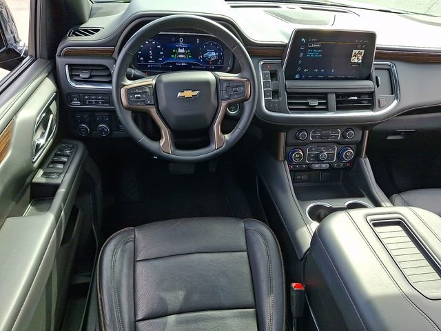 Used 2024 Chevrolet Suburban High Country image 12