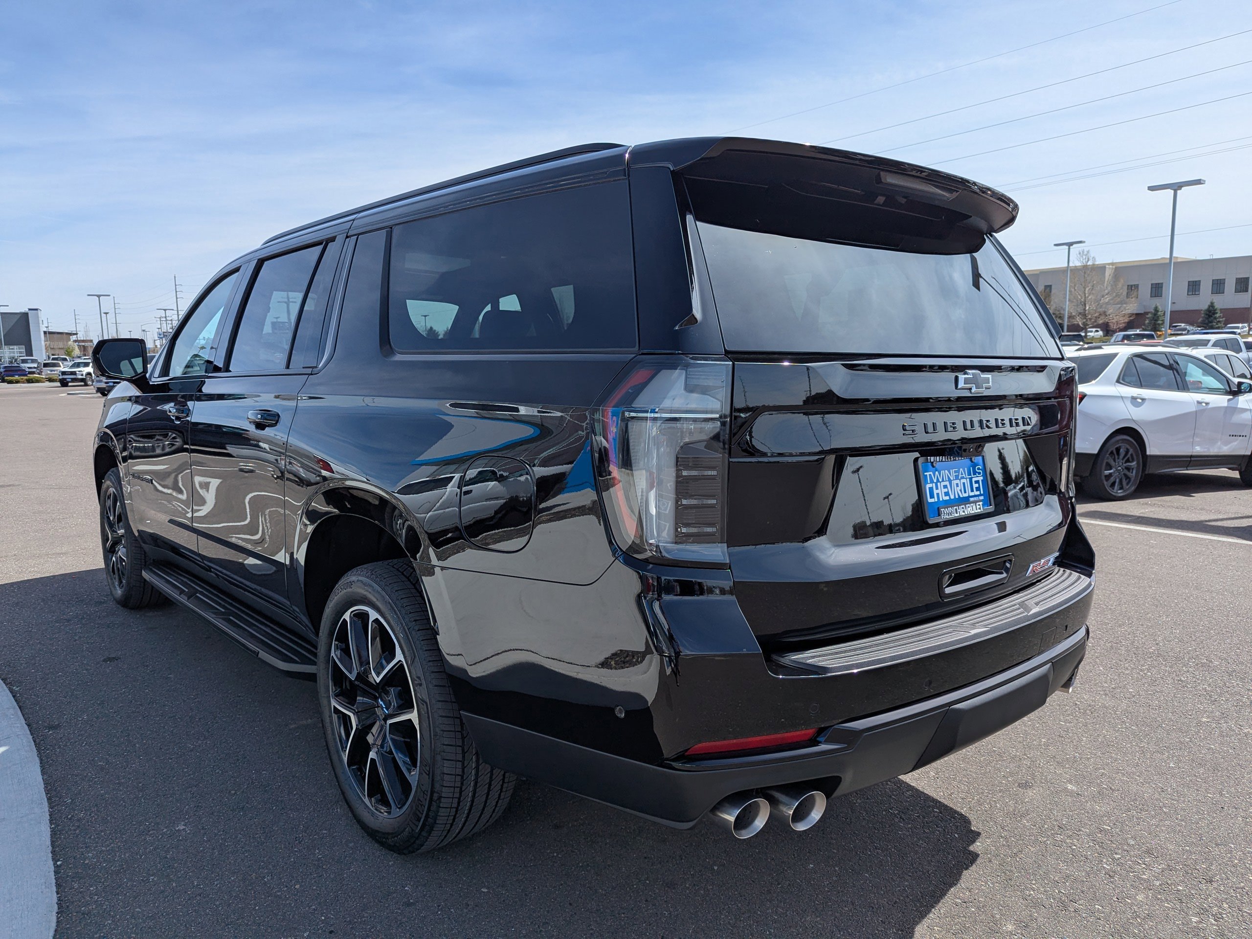 New 2026 Chevrolet Suburban RST image 34