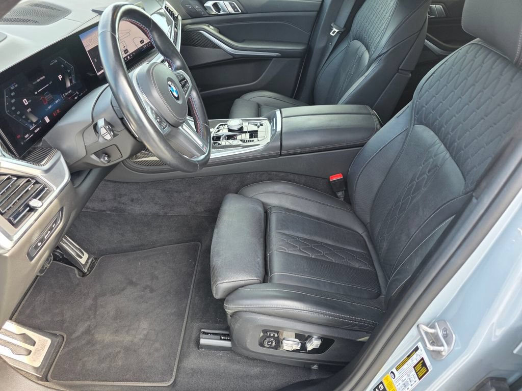 Certified 2024 BMW X7 M60i w/ Executive Package AWD/4WD image 9