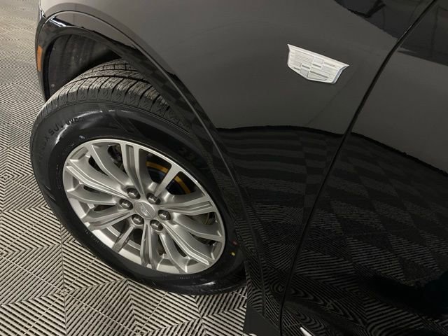 Used 2017 Cadillac XT5 Luxury w/ Driver Awareness Package image 35