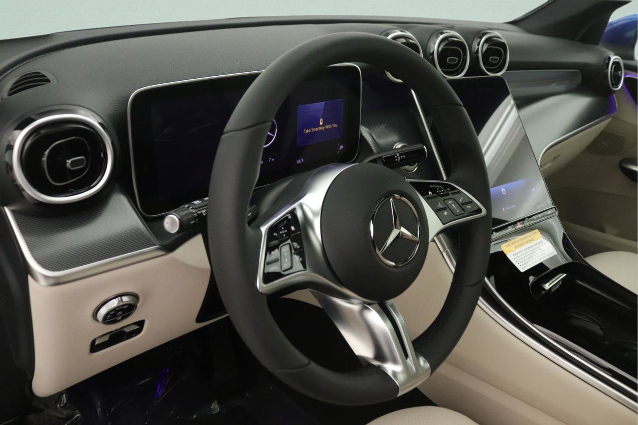 New 2026 Mercedes-Benz GLC 300 image 4