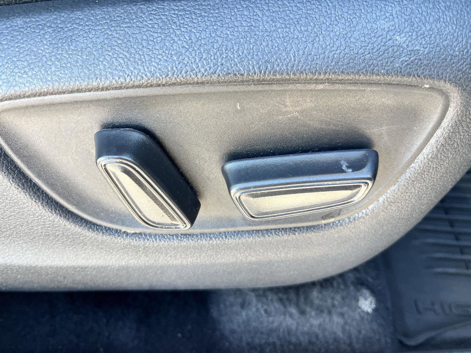 Used 2021 Toyota Highlander XSE image 34