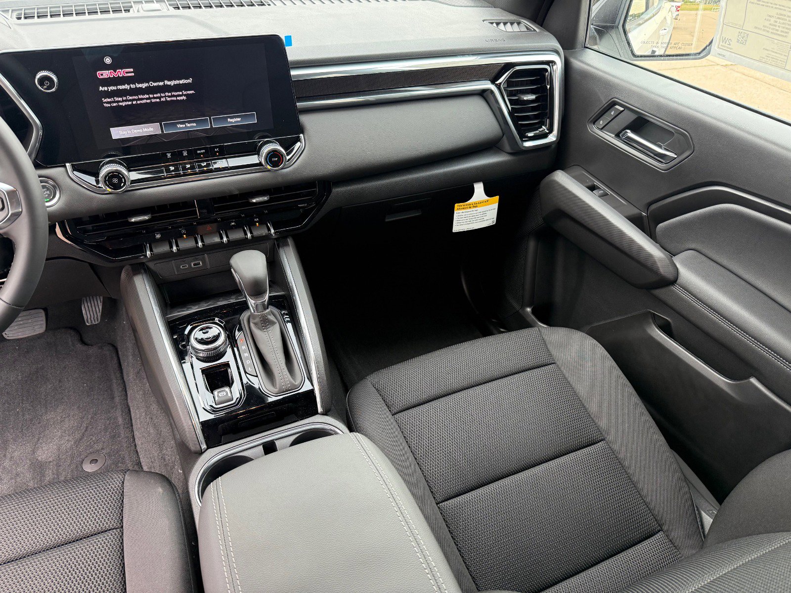 New 2026 GMC Canyon Elevation image 15