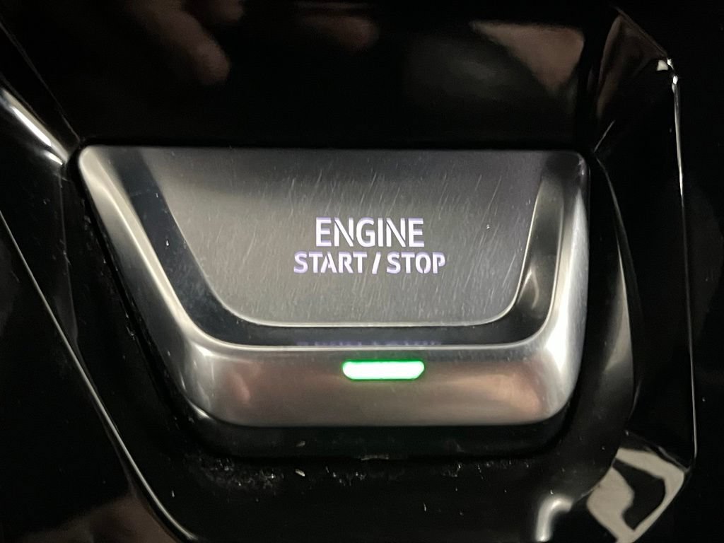 Used 2024 GMC Sierra 3500 AT4 w/ Technology Package AWD/4WD image 30