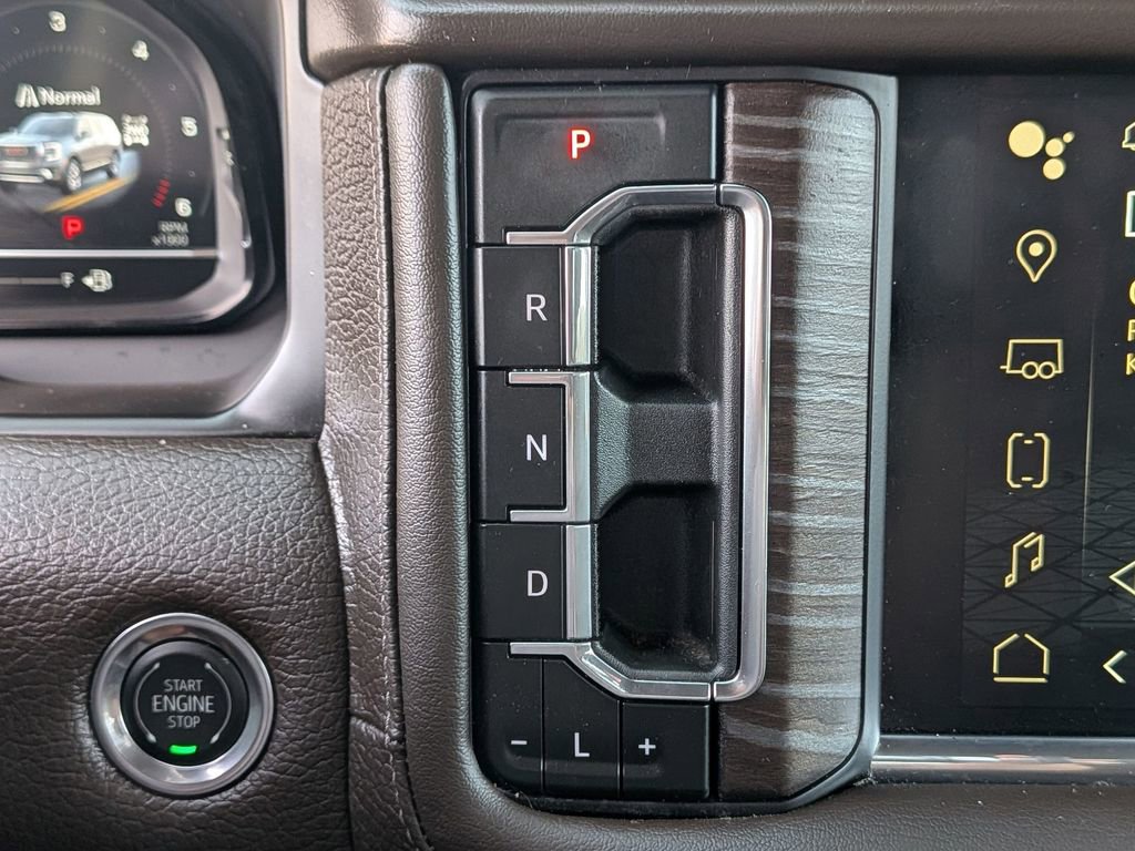 Used 2024 GMC Yukon Denali w/ LPO, Floor Liner Package image 23