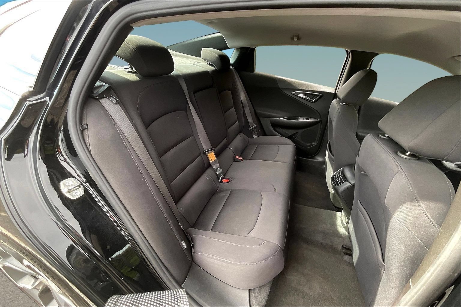Used 2022 Chevrolet Malibu LT FWD image 24