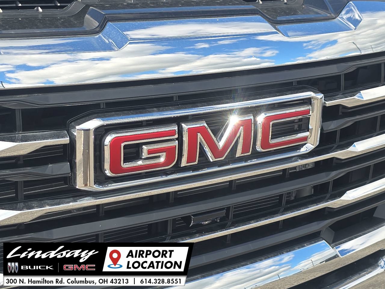New 2026 GMC Sierra 3500 SLT w/ SLT Premium Package AWD/4WD image 33