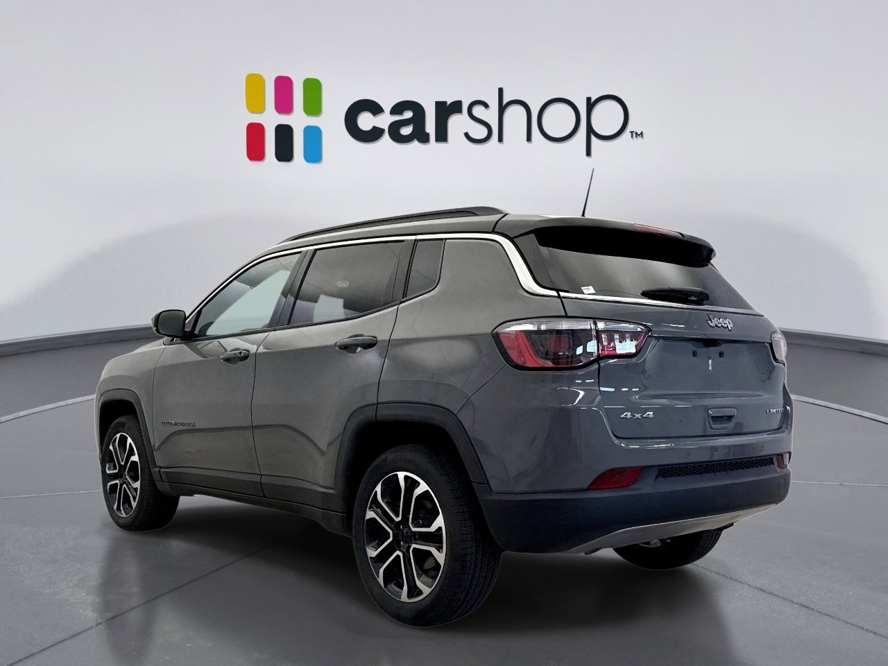 Used 2024 Jeep Compass Limited image 3