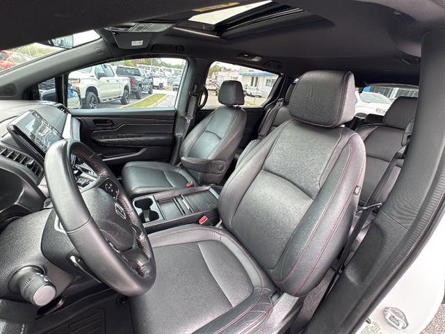 Used 2023 Honda Odyssey Sport image 16