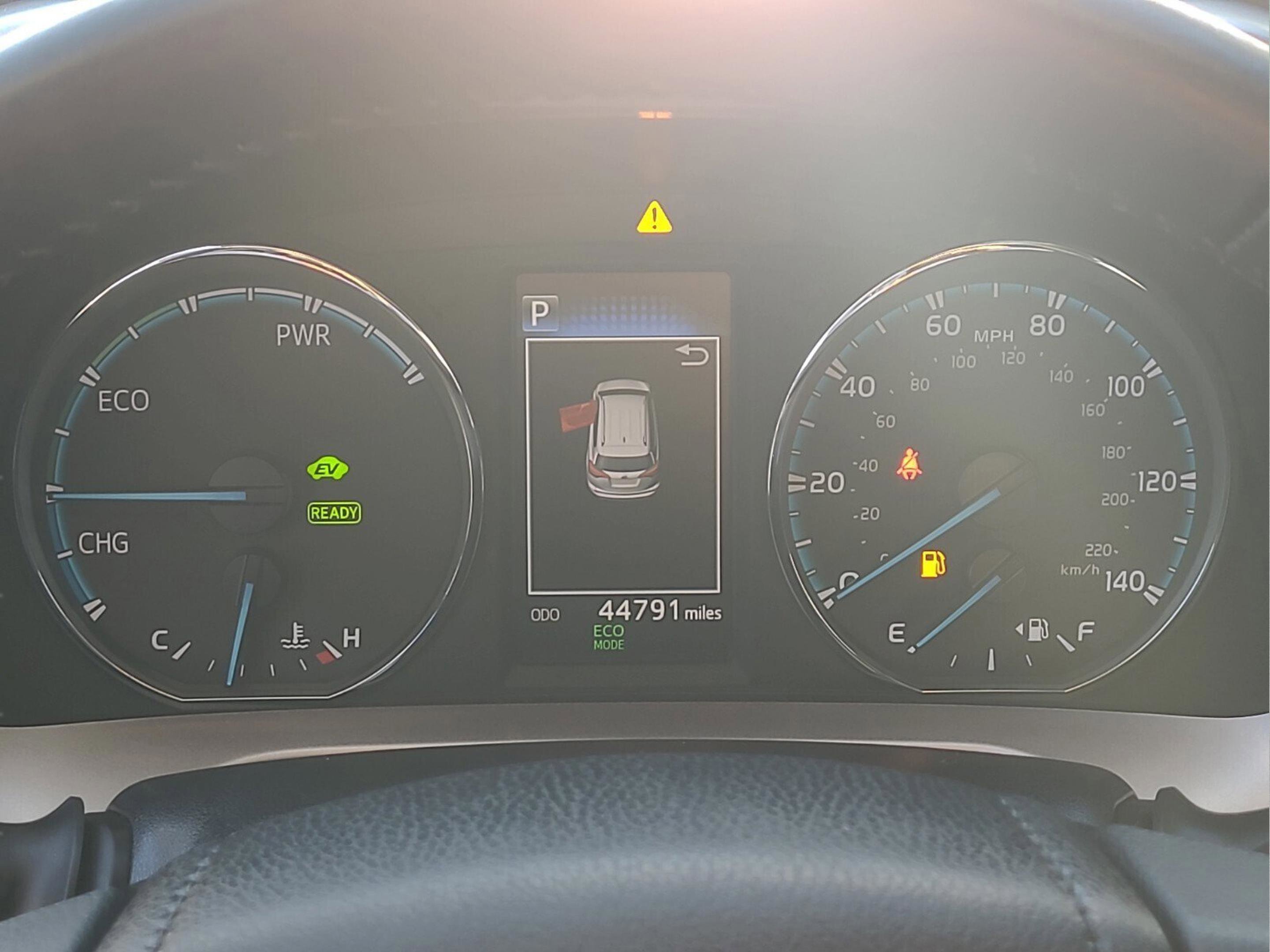 Certified 2018 Toyota RAV4 LE Plus image 18