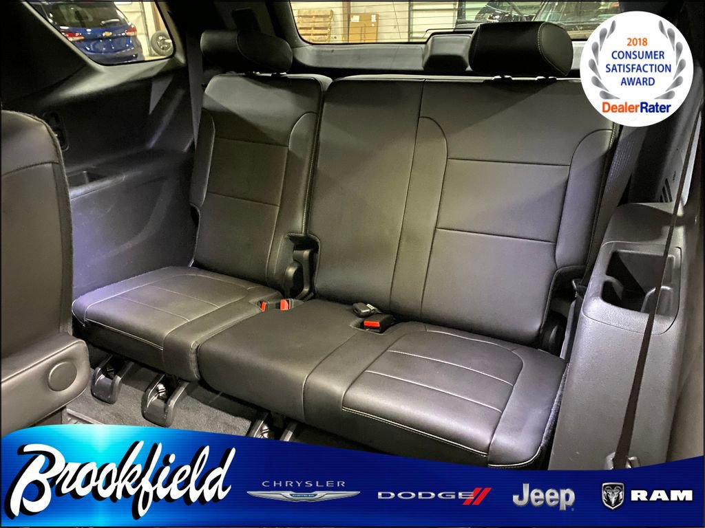 Used 2023 Chevrolet Traverse LT image 18