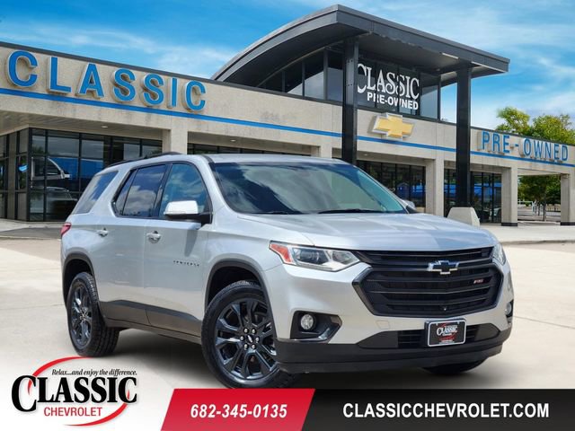 Used 2021 Chevrolet Traverse RS w/ LPO, Floor Liner Package FWD image 1