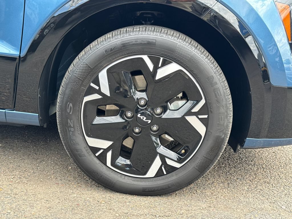 Used 2024 Kia Niro Wind FWD image 8