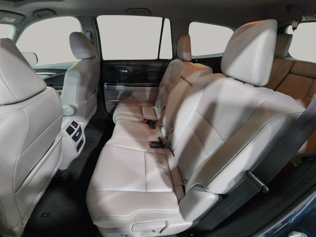 Used 2022 Honda Pilot Special Edition image 31