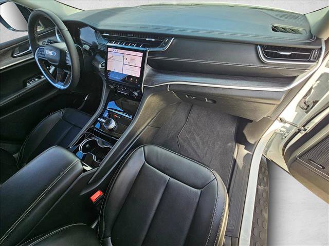 Used 2023 Jeep Grand Cherokee L Limited w/ Luxury Tech Group II image 23