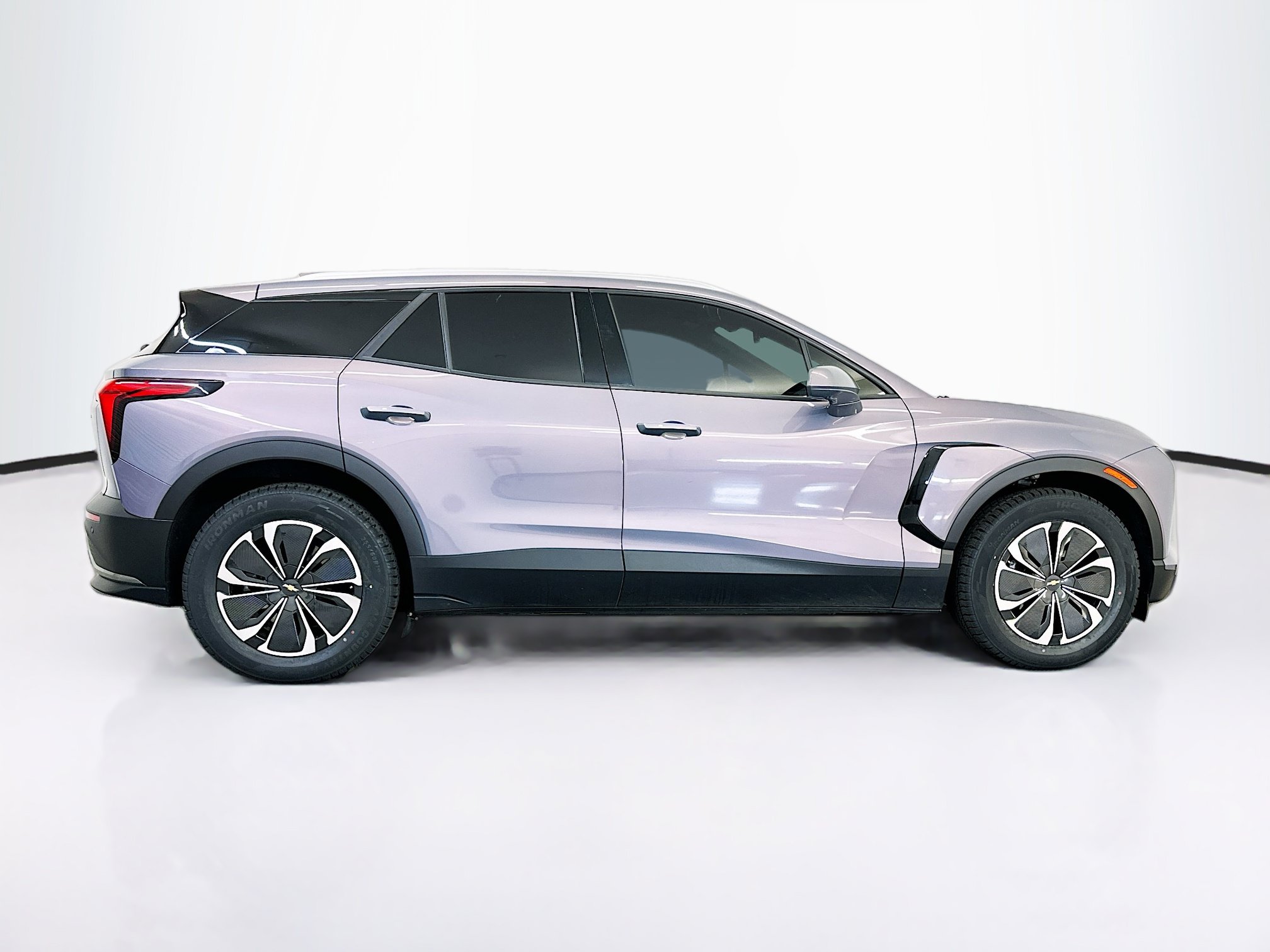 Used 2024 Chevrolet Blazer EV LT AWD/4WD image 10
