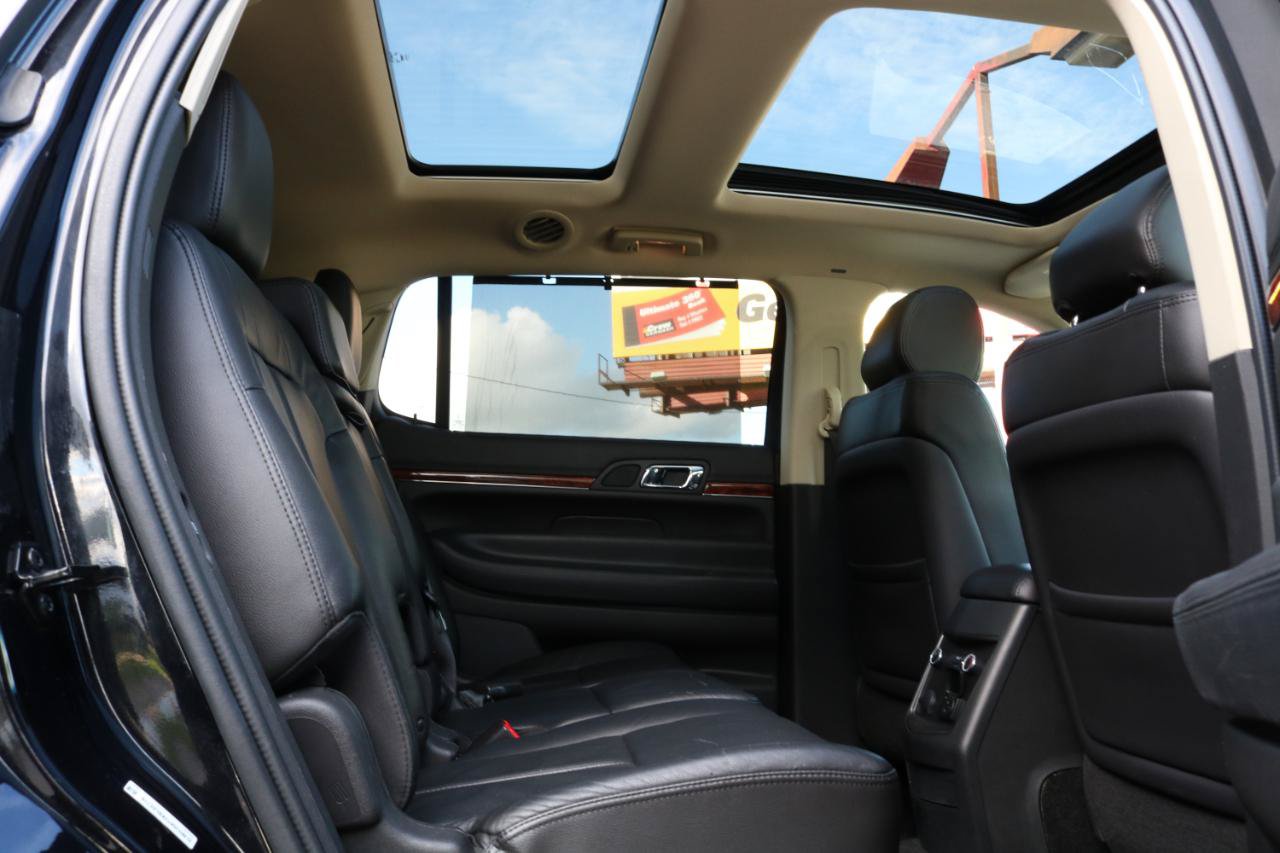 Used 2019 Lincoln MKT AWD image 44