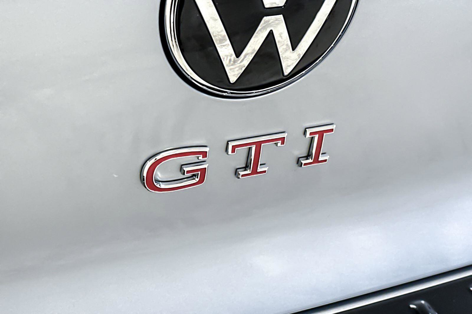 New 2026 Volkswagen GTI SE image 26