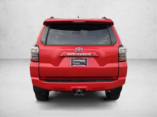 Used 2022 Toyota 4Runner SR5 AWD/4WD image 7