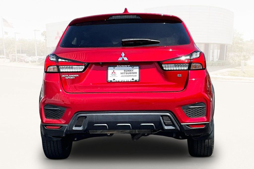Used 2022 Mitsubishi Outlander Sport SE image 5