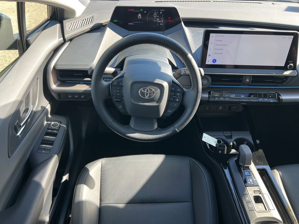 Used 2024 Toyota Prius XLE AWD/4WD image 23