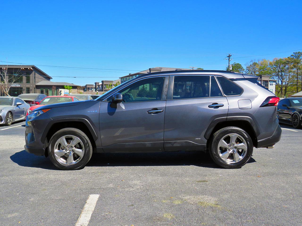 Used 2019 Toyota RAV4 Limited image 10