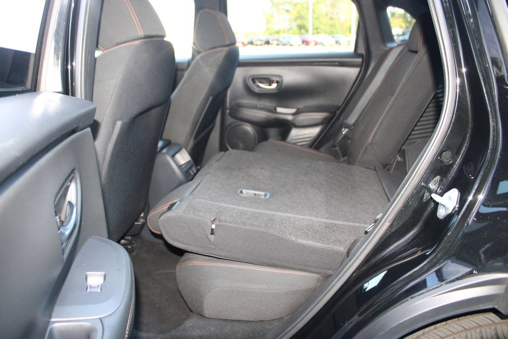 Used 2025 Honda HR-V Sport image 13