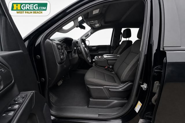 Used 2021 Chevrolet Silverado 1500 Custom w/ LPO, Blackout Package AWD/4WD image 7