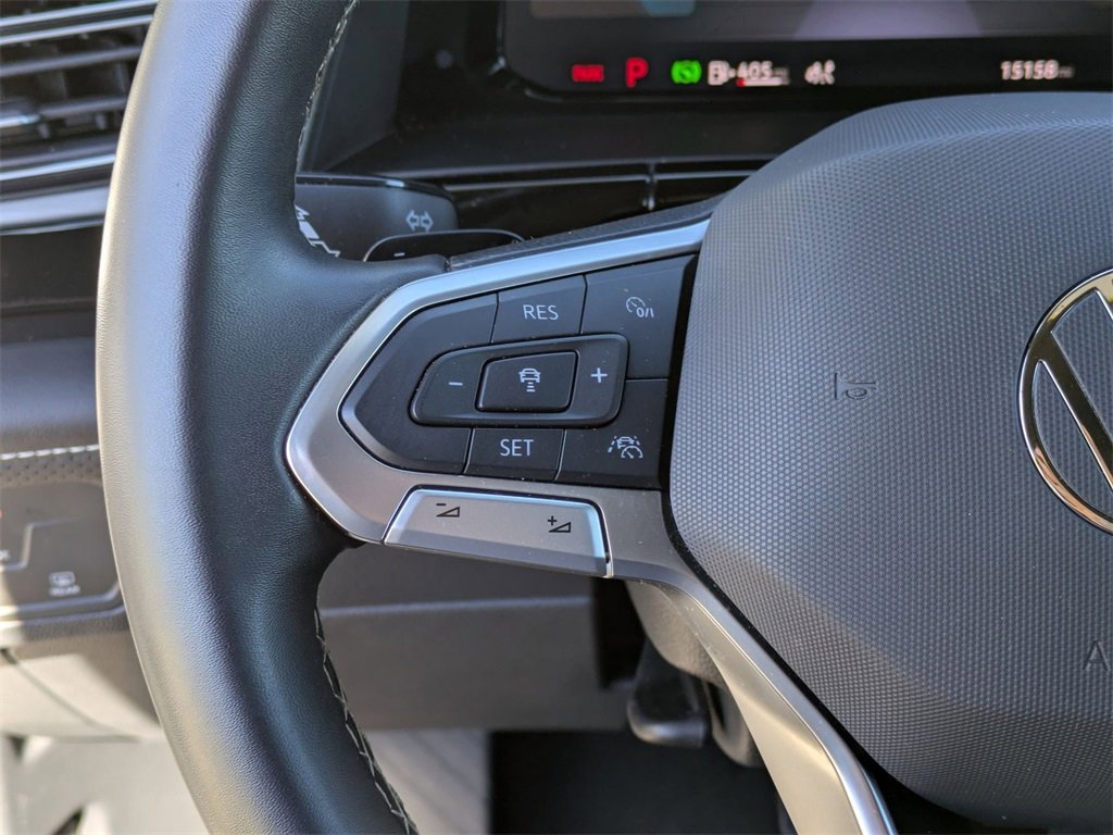 Used 2025 Volkswagen Atlas Cross Sport SE image 20