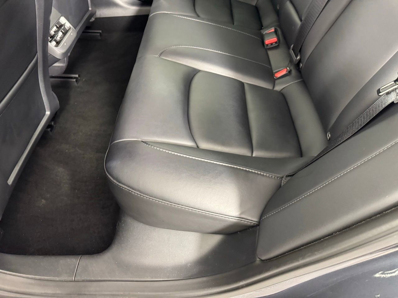 Used 2023 Tesla Model 3 Standard Range image 24