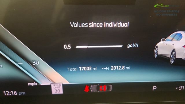 Used 2024 BMW 530i w/ Premium Package RWD image 57