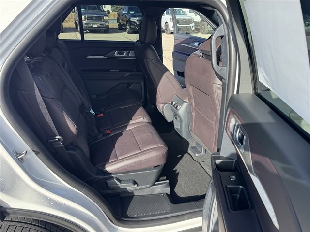 New 2026 Ford Explorer Platinum image 26